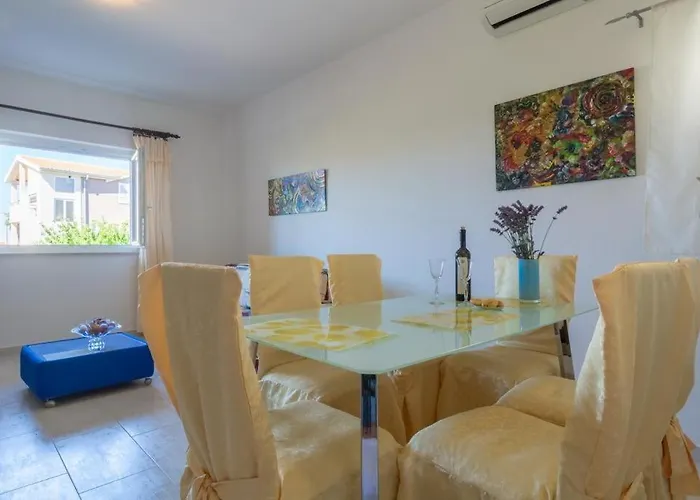 With A Parking Space - 13106 Apartamento Zadar