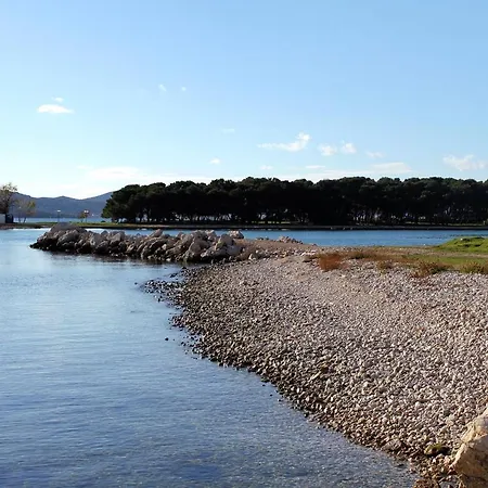 With A Parking Space - 13106 *